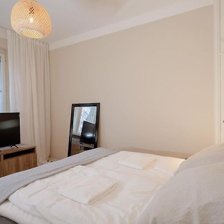 Beautiful Small Apartment Turku Bagian luar foto