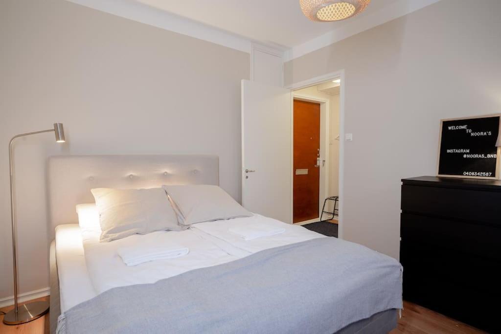 Beautiful Small Apartment Turku Bagian luar foto